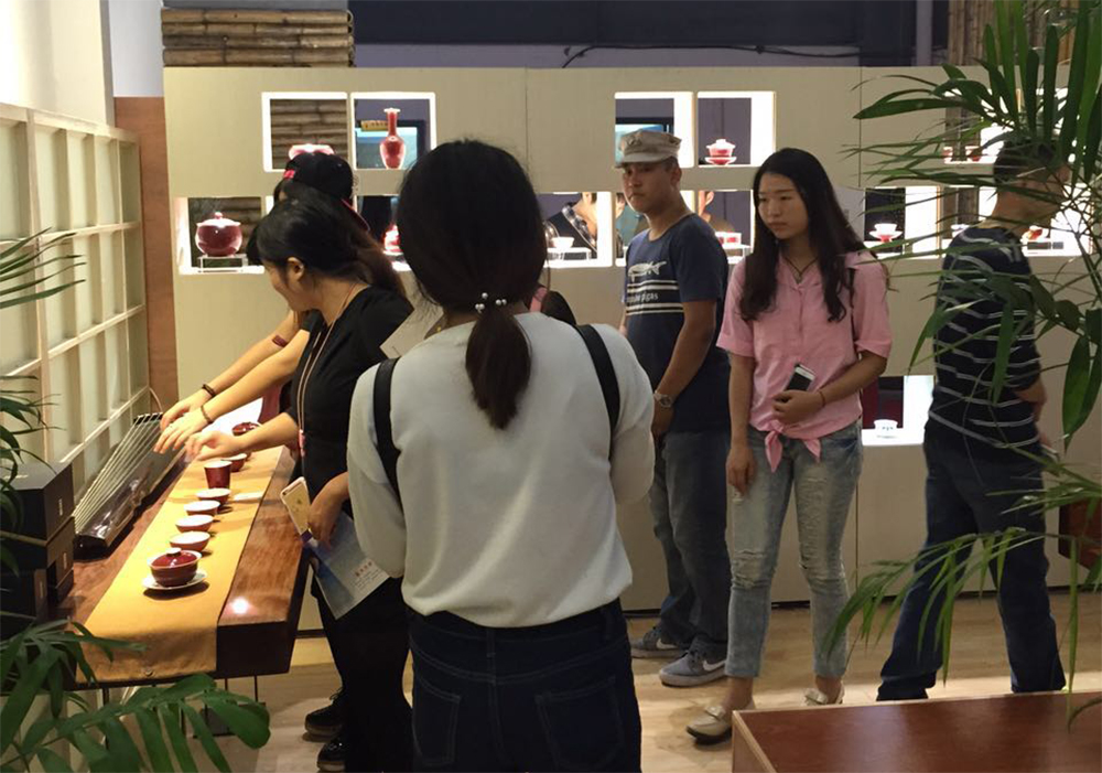 1529559285977776.jpg 20151229040007486.jpg